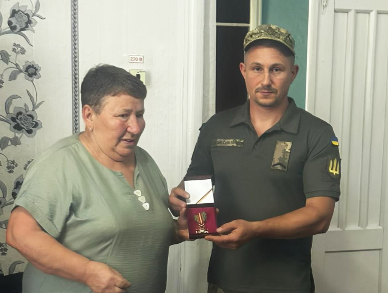 Полеглого захисника з Лиманської громади нагороджено відзнакою «Хрест Сухопутних військ»
