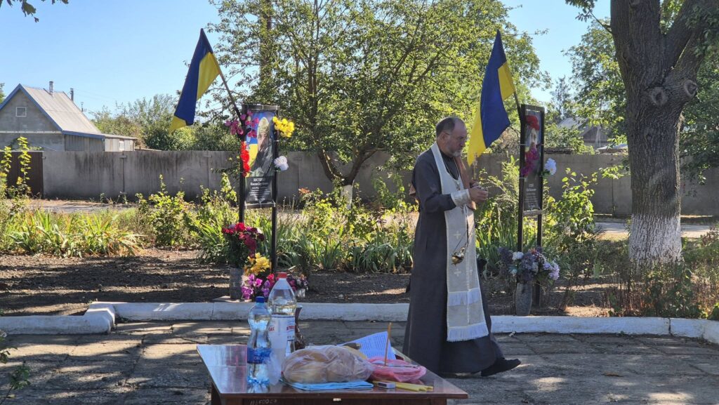У Білгород-Дністровському районі відкрили пам'ятний банер на честь полеглого Захисника України Сергія Чонки