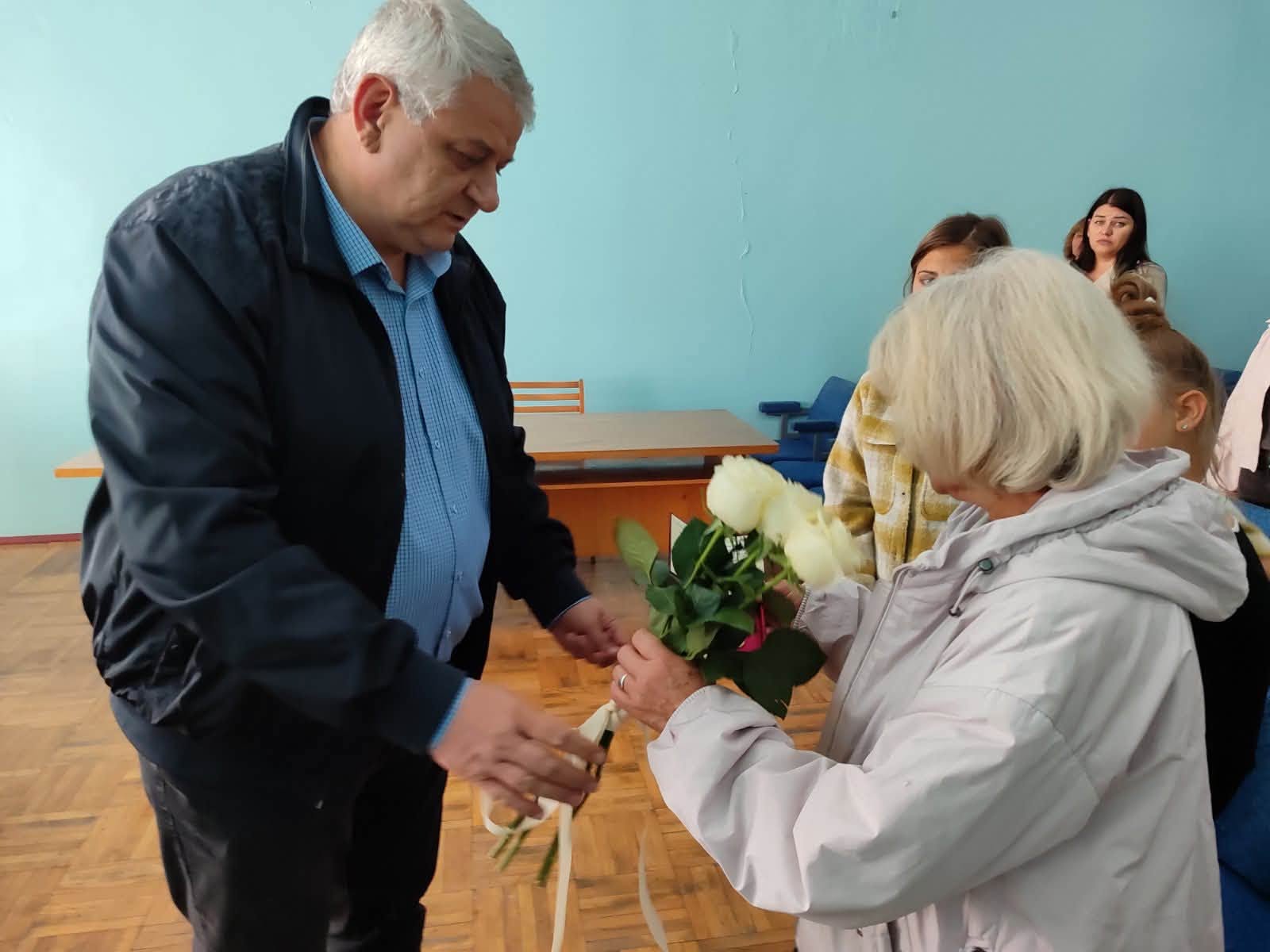 Дружині полеглого прикордонника з Кілії Олександра Комарова вручили державну нагороду