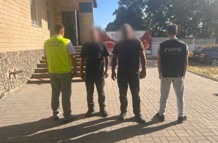 У двох селах Ізмаїльщини виявили іноземців-порушників