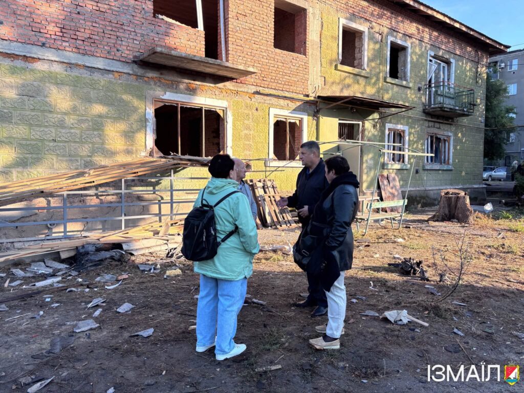Пошкоджені будинки, авто та заклад охорони здоров’я: наслідки атаки на Ізмаїльщині. Оновлено — додано фото