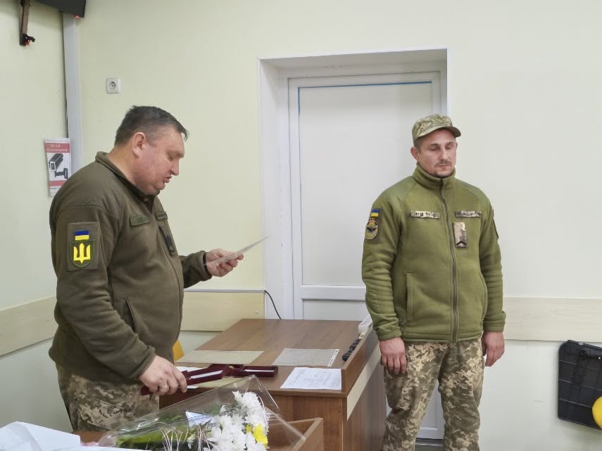 Двох Захисників із Татарбунарів посмертно відзначили Хрестами Сухопутних військ ЗСУ