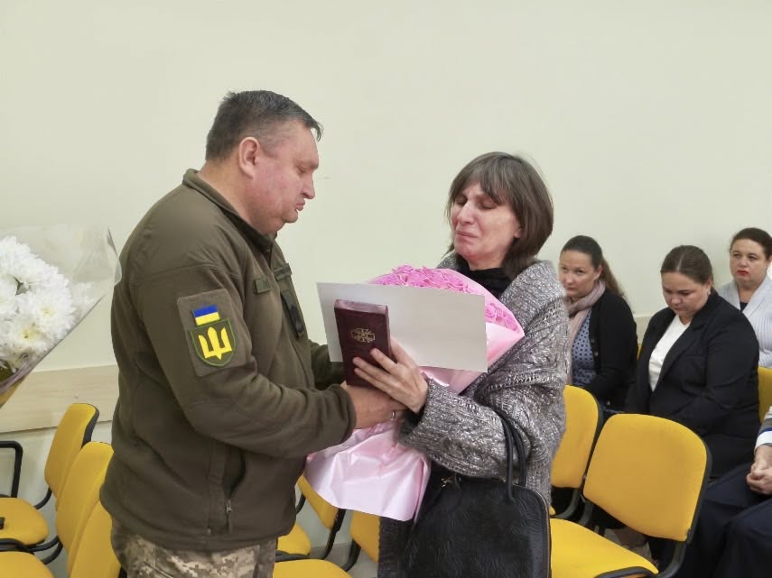 Двох Захисників із Татарбунарів посмертно відзначили Хрестами Сухопутних військ ЗСУ
