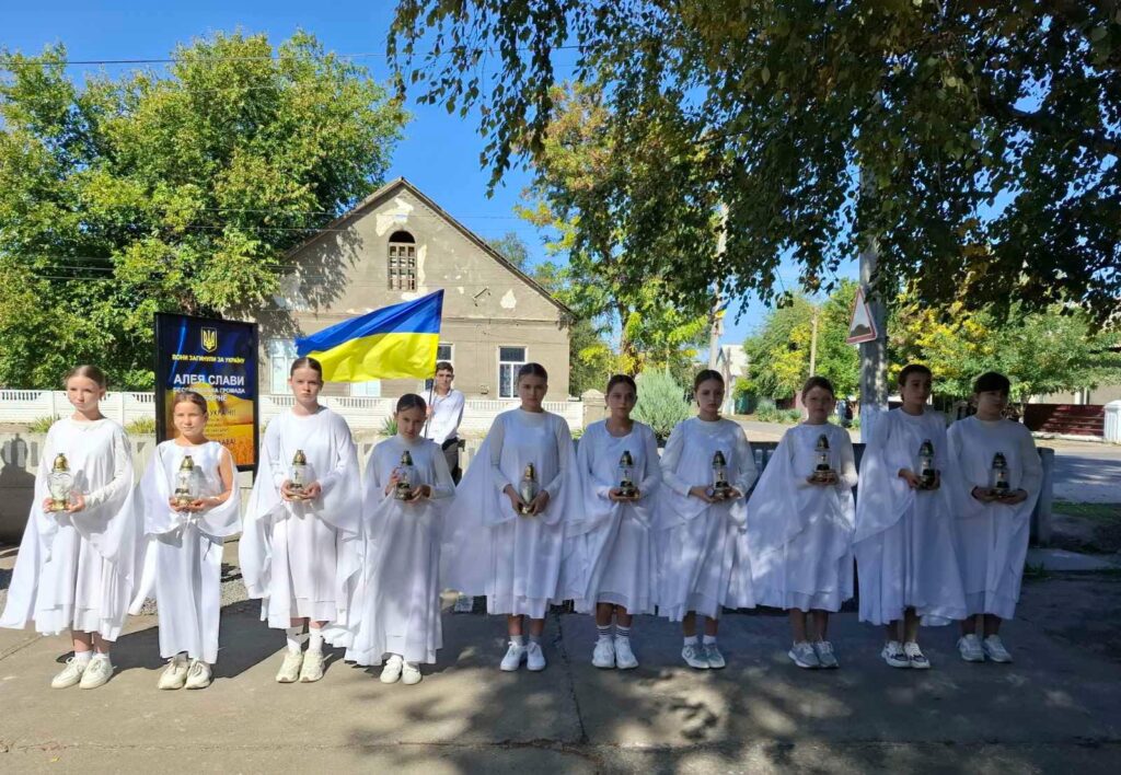 У селищі Бессарабської громади відкрили Алею Слави та Пам’яті на честь полеглих земляків