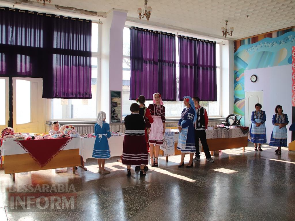 Дефіле у національних костюмах, обряди та велике хоро: як у Болграді пройшов «Bolgrad Ethno Fashion – 2026»