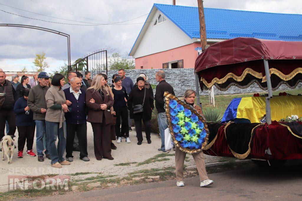 Болград провів в останню путь морського піхотинця Олександра Челахова