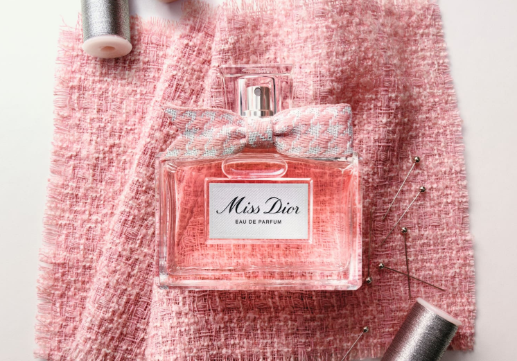 Парфюм Miss Dior снова меняется и становится еще более чувственным