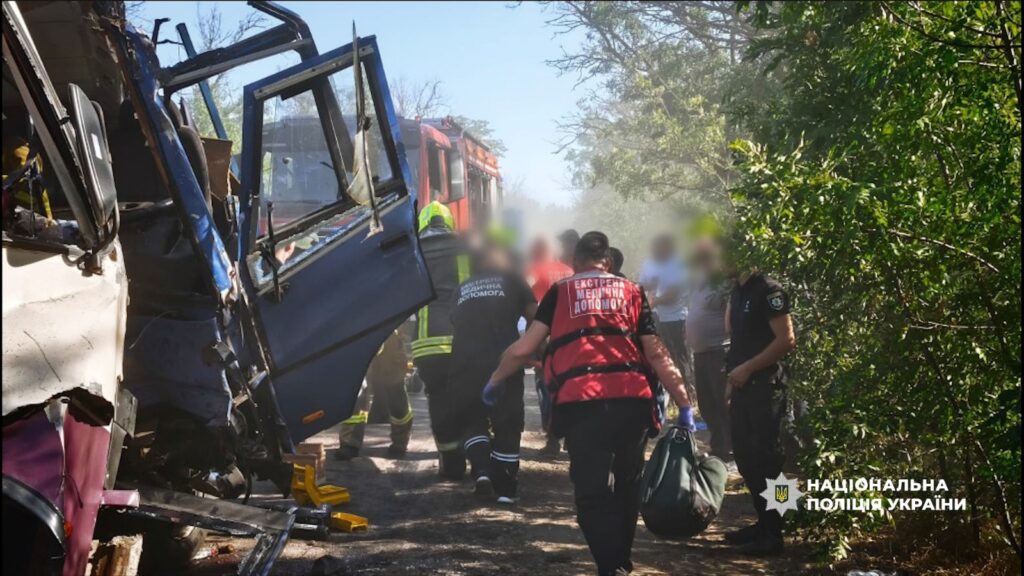 У поліції розповіли подробиці ДТП в Одеському районі, під час якої зіштовхнулися автобуси