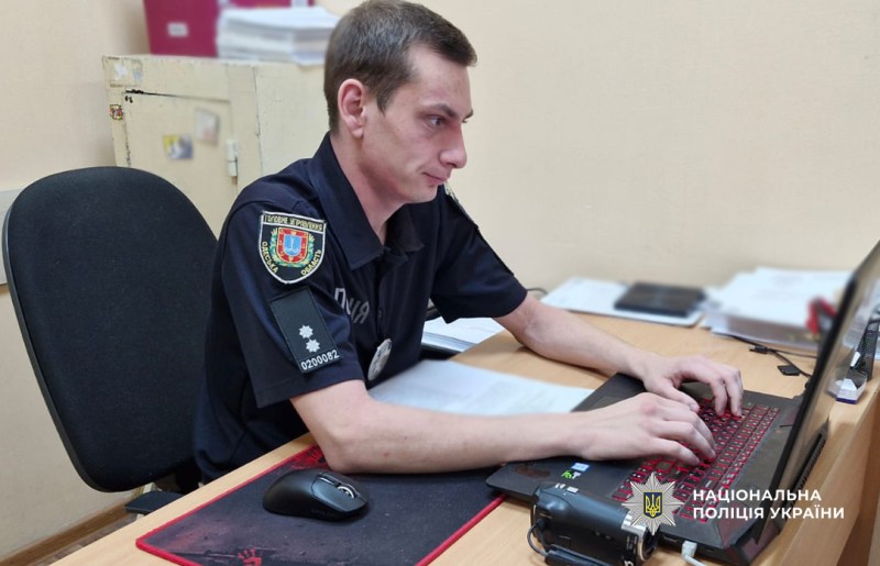 В'язень одеської колонії «продавав» в інтернеті неіснуючі дрова