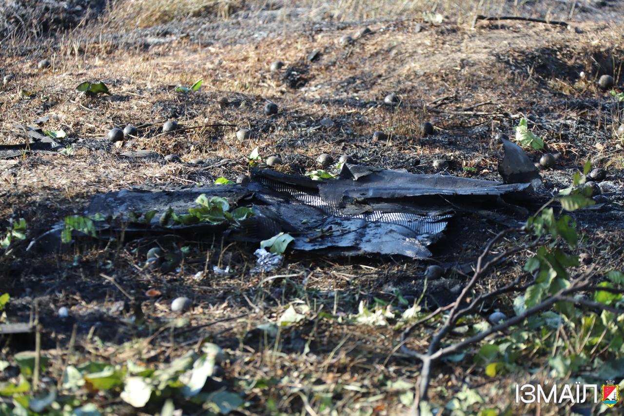 В Ізмаїлі ліквідують наслідки атаки ворожих БПЛА
