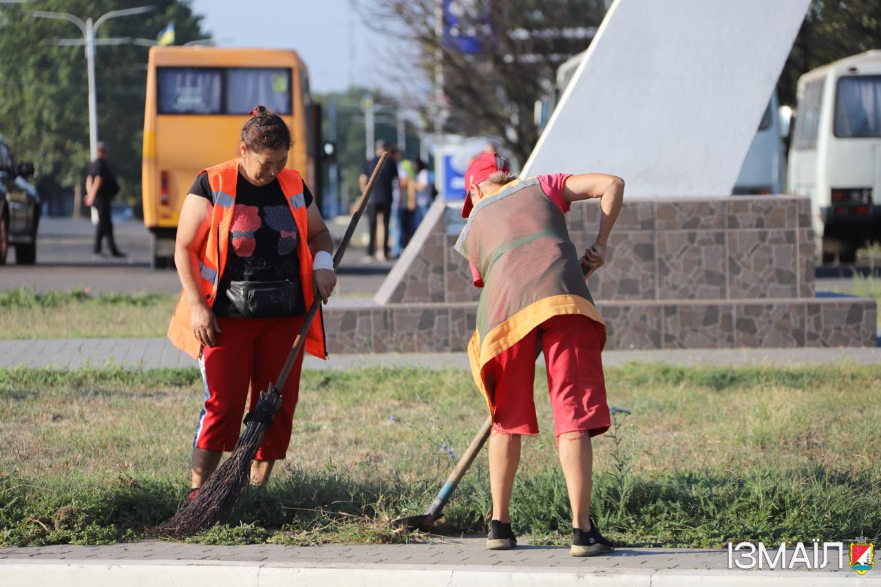 В Ізмаїлі ліквідують наслідки атаки ворожих БПЛА