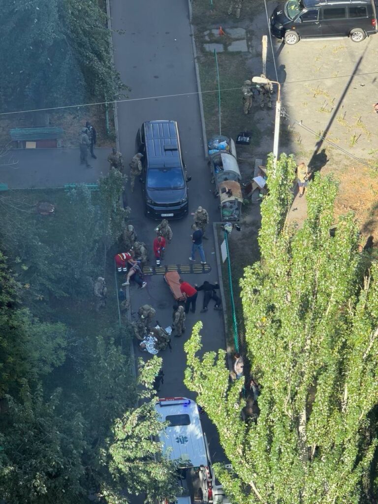 СБУ відкрила вогонь під час затримання представників Сил оборони: що відомо про стрілянину в Києві
