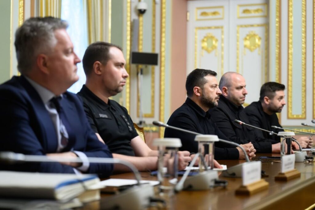 Візит посланців президента США Дональда Трампа у москву та Київ – головне