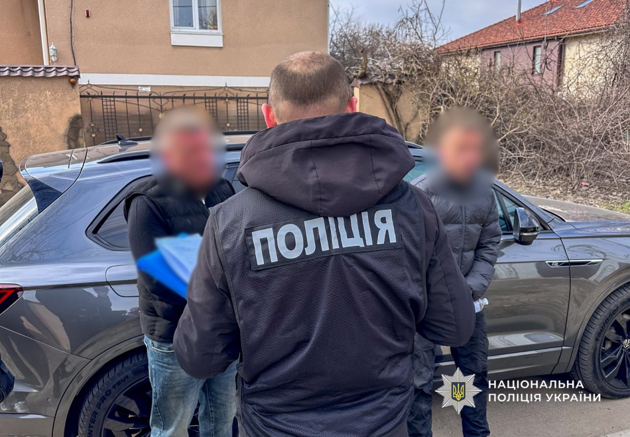 На Одещині викрито шахрайську схему фейкового пригону автомобілів