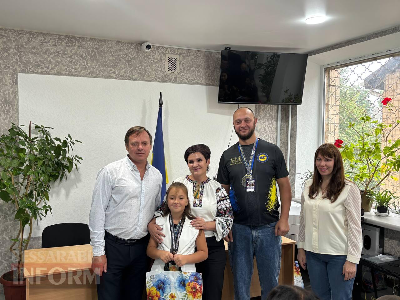 «Шлях переможців»: юні кікбоксери Саф’янівської громади привезли золото до Дня спорту