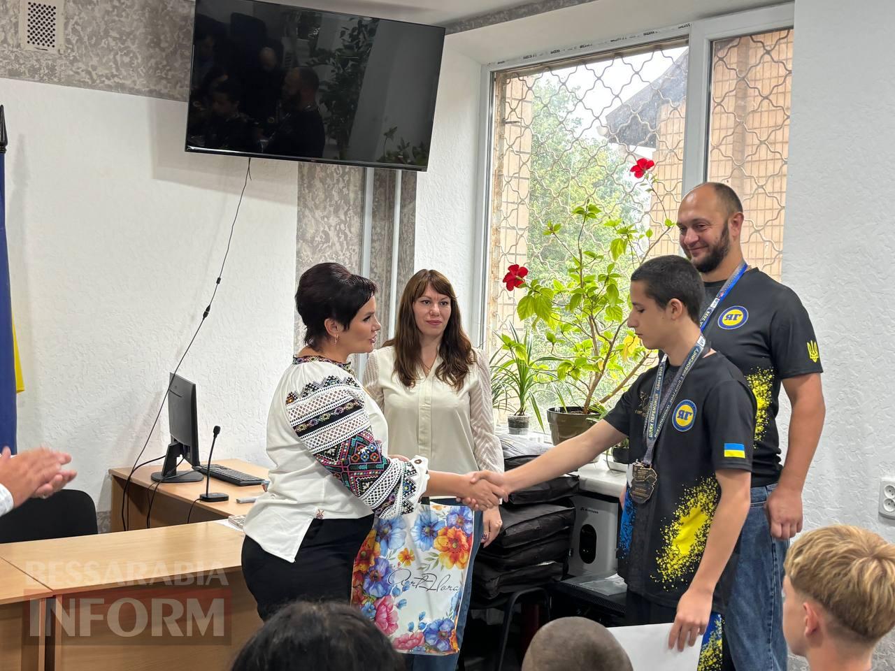 «Шлях переможців»: юні кікбоксери Саф’янівської громади привезли золото до Дня спорту