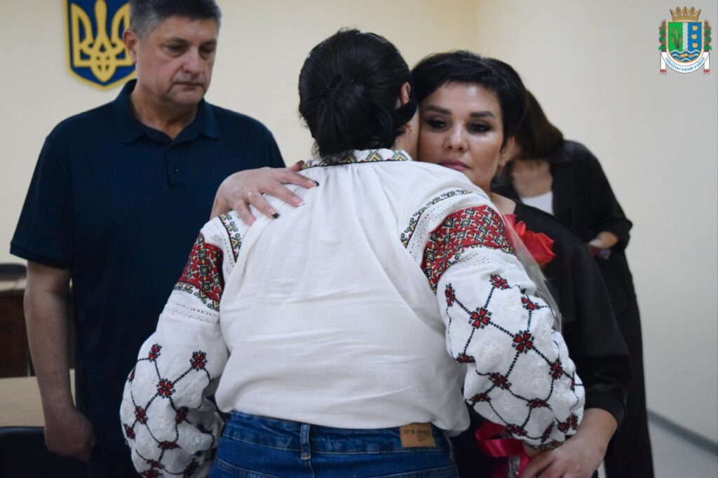 Родинам трьох загиблих на війні Героїв з Ізмаїльщини передали посмертні нагороди