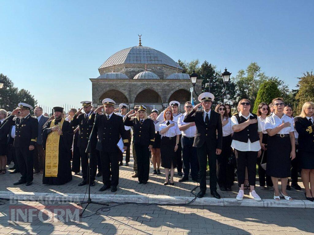 Першокурсники Дунайського інституту та фахового коледжу НУ «ОМА» урочисто склали посвяту в курсанти
