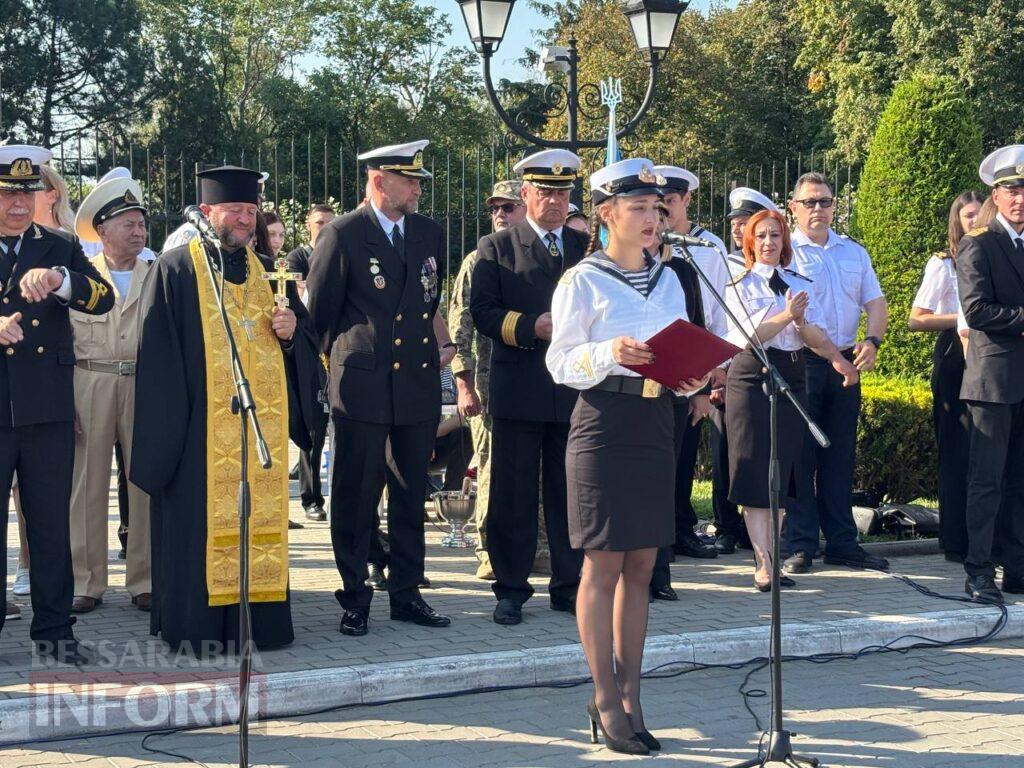 Першокурсники Дунайського інституту та фахового коледжу НУ «ОМА» урочисто склали посвяту в курсанти