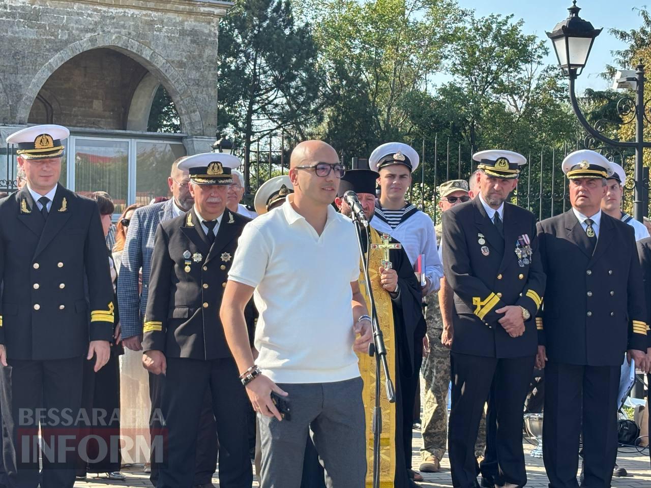Першокурсники Дунайського інституту та фахового коледжу НУ «ОМА» урочисто склали посвяту в курсанти