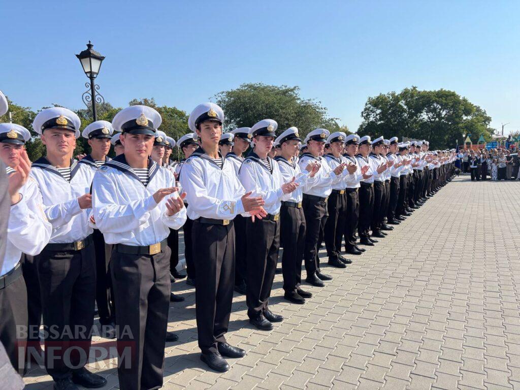 Першокурсники Дунайського інституту та фахового коледжу НУ «ОМА» урочисто склали посвяту в курсанти