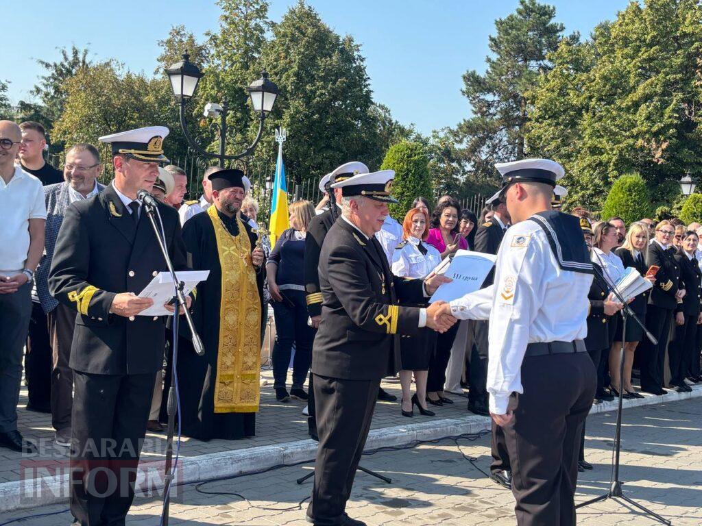 Першокурсники Дунайського інституту та фахового коледжу НУ «ОМА» урочисто склали посвяту в курсанти
