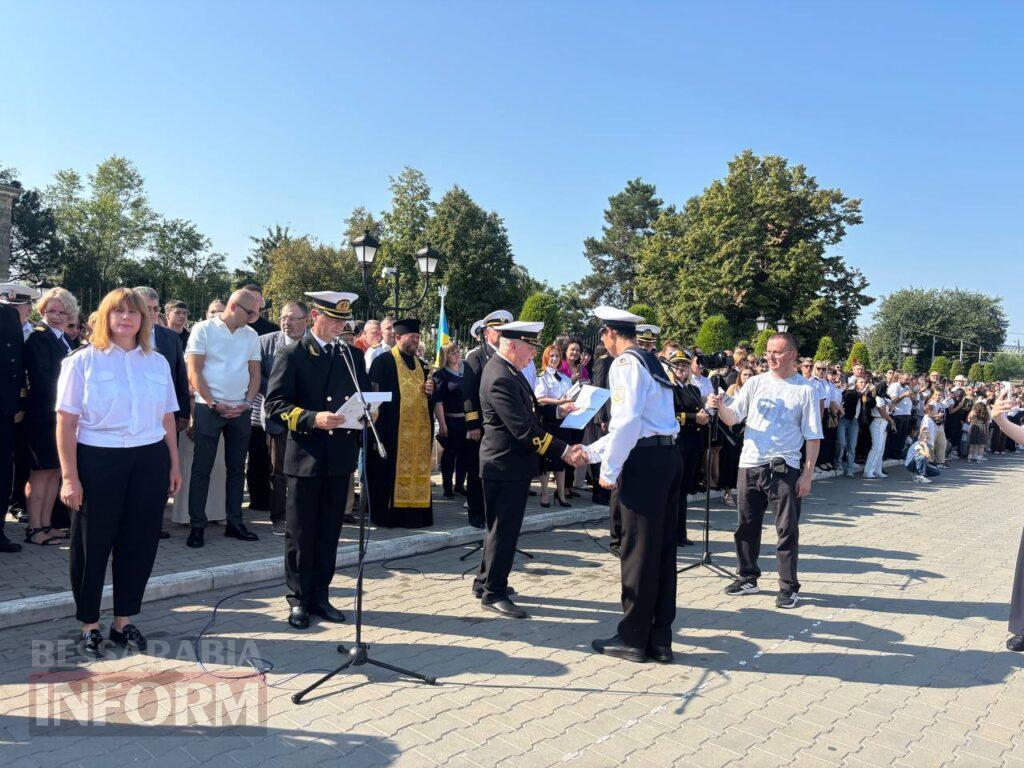Першокурсники Дунайського інституту та фахового коледжу НУ «ОМА» урочисто склали посвяту в курсанти