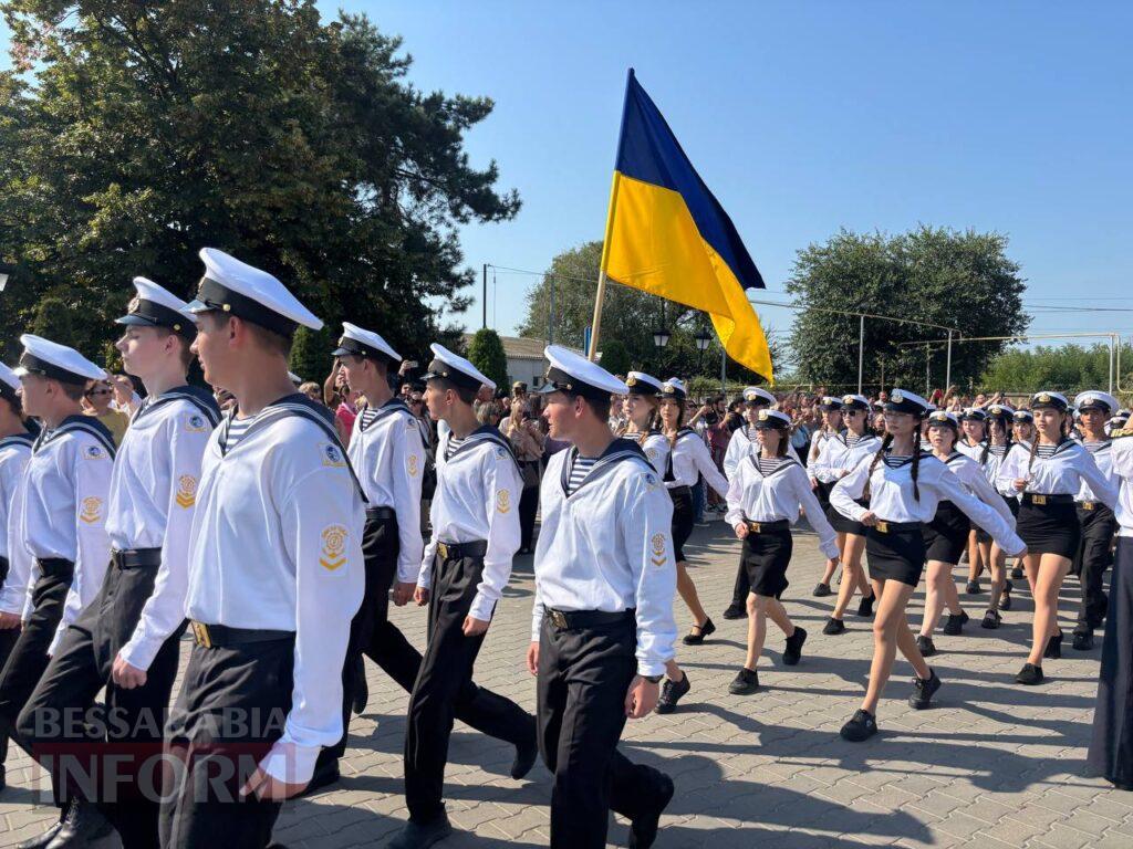 Першокурсники Дунайського інституту та фахового коледжу НУ «ОМА» урочисто склали посвяту в курсанти