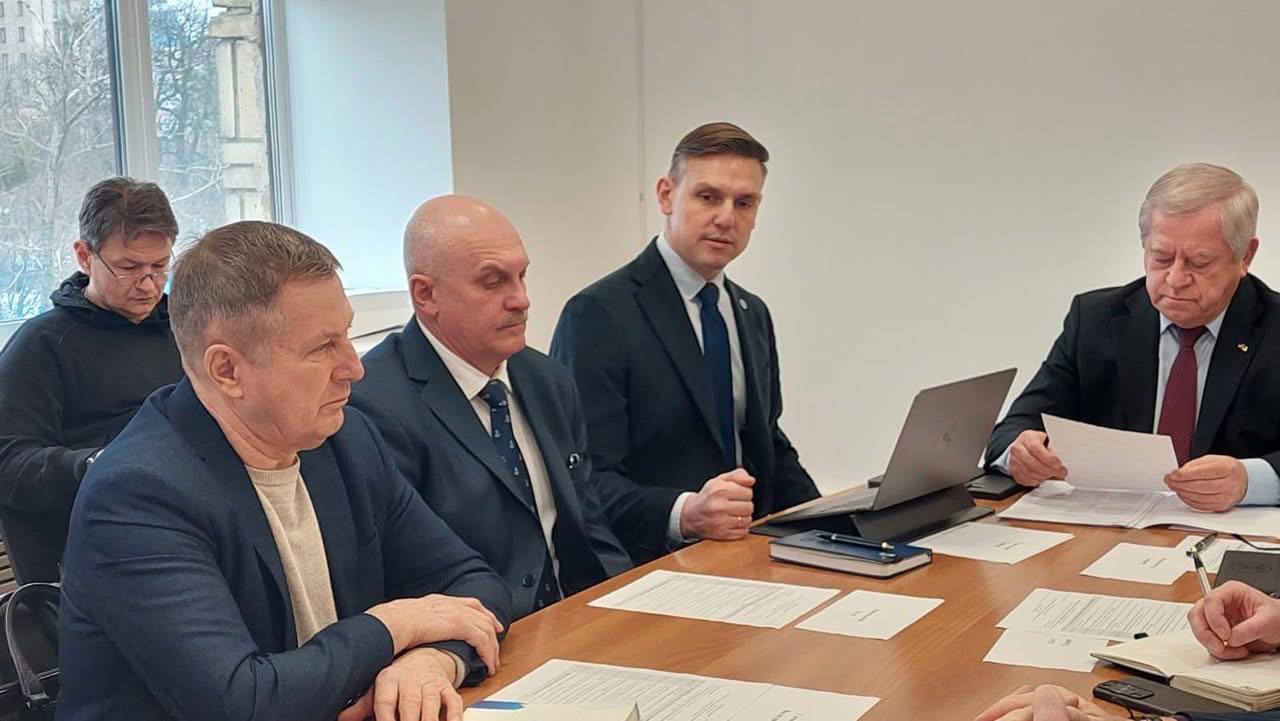 Дунайський затор: чому простоюють судна і до чого тут Адміністрація судноплавства
