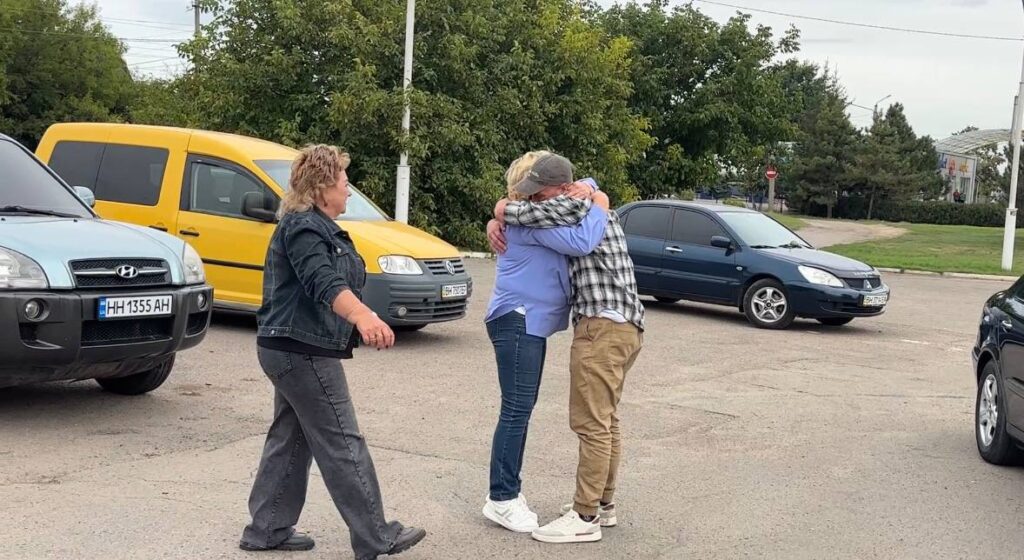 Крізь пекло полону — до рідного дому: Ізмаїл зустрів свого Героя Сергія Крюкова