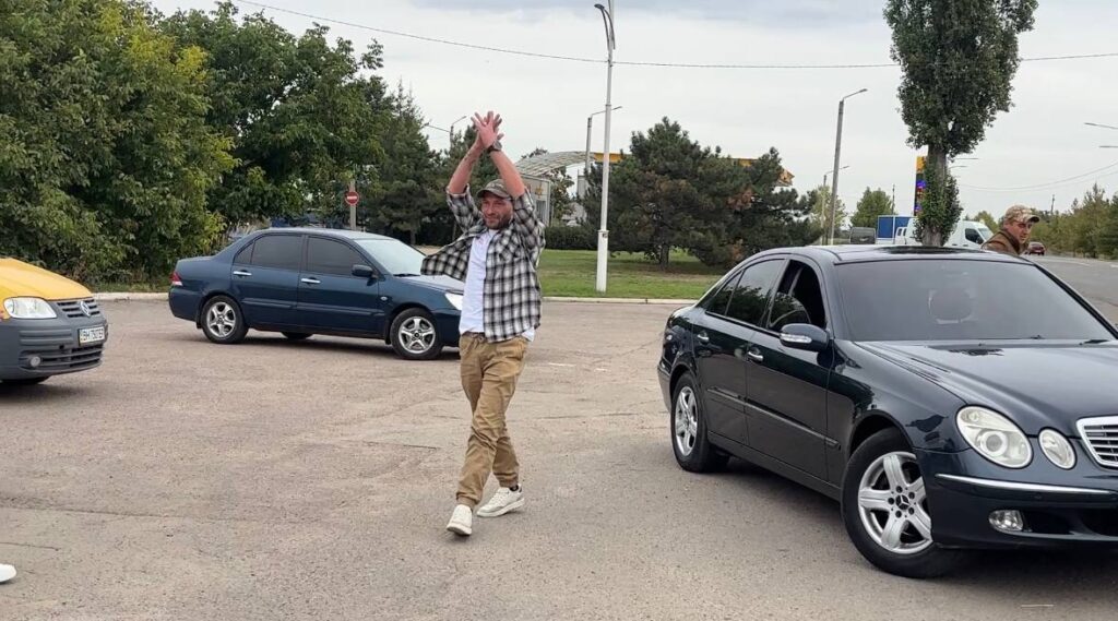 Крізь пекло полону — до рідного дому: Ізмаїл зустрів свого Героя Сергія Крюкова