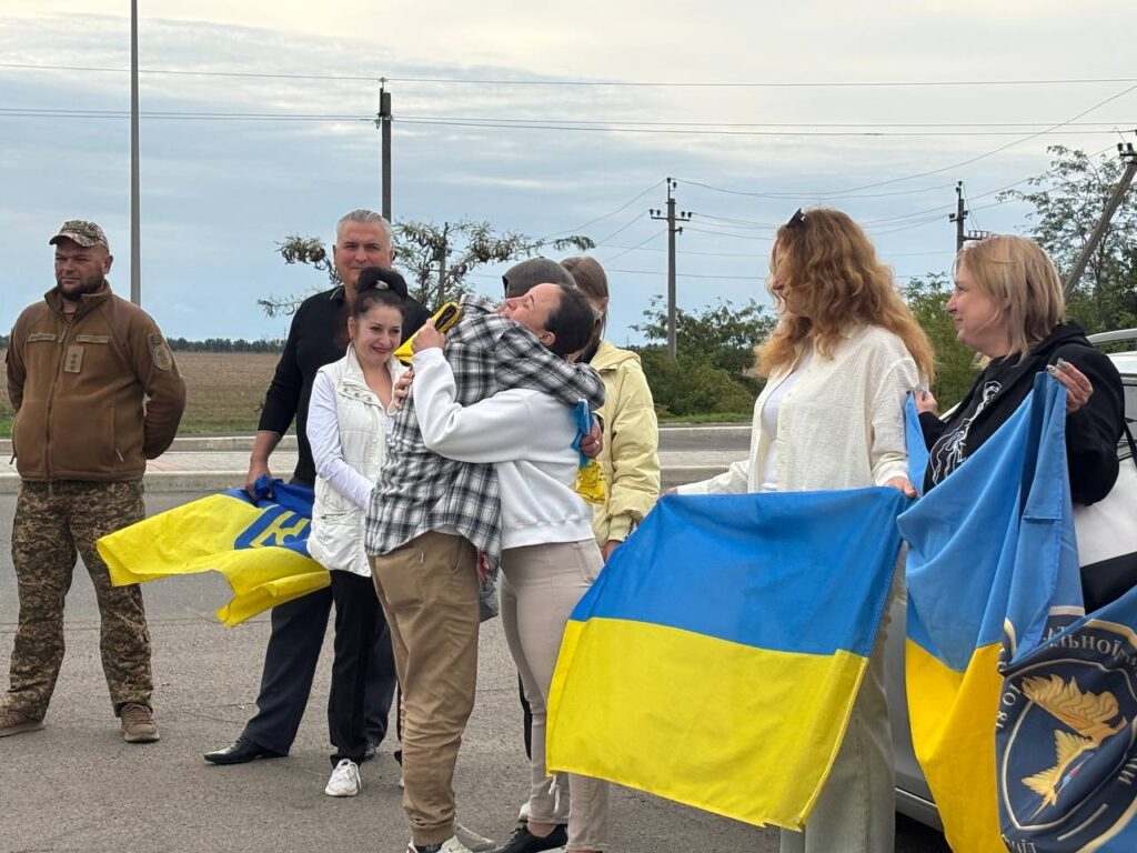 Крізь пекло полону — до рідного дому: Ізмаїл зустрів свого Героя Сергія Крюкова
