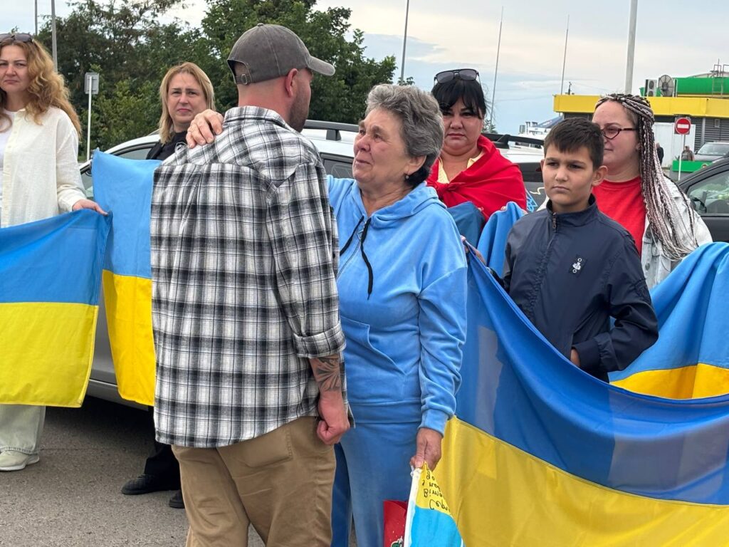 Крізь пекло полону — до рідного дому: Ізмаїл зустрів свого Героя Сергія Крюкова