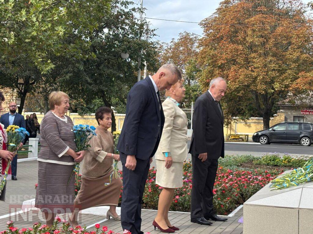 Ізмаїл урочисто відзначає 436-ту річницю з шаною до Героїв та вірою у Перемогу