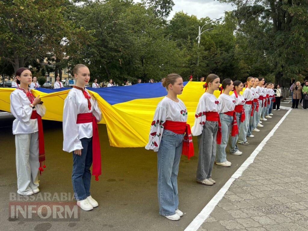Ізмаїл урочисто відзначає 436-ту річницю з шаною до Героїв та вірою у Перемогу