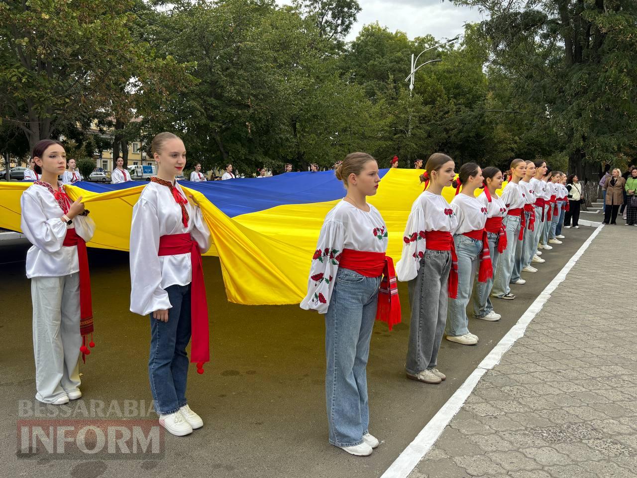 Ізмаїл урочисто відзначає 436-ту річницю з шаною до Героїв та вірою у Перемогу