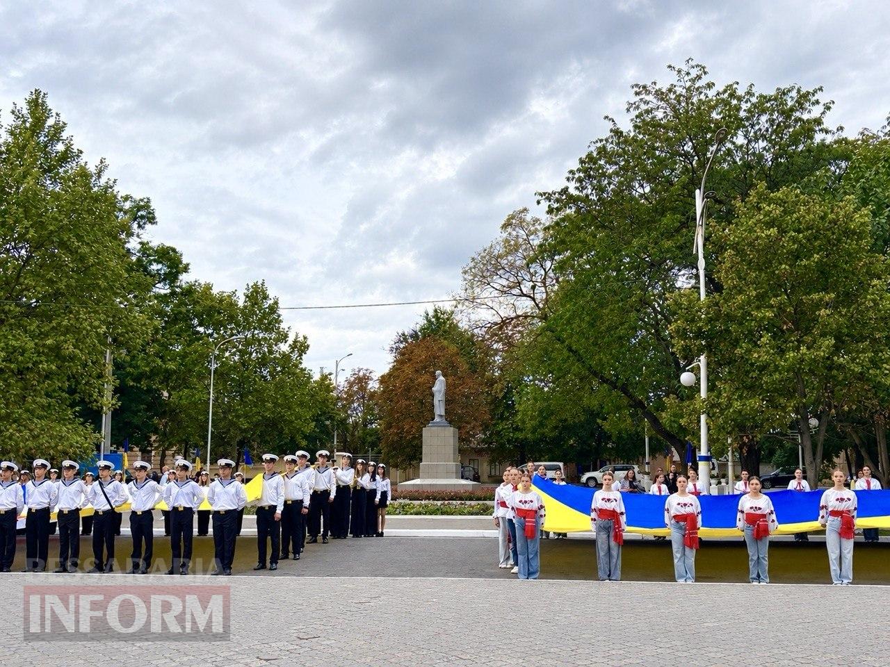 Ізмаїл урочисто відзначає 436-ту річницю з шаною до Героїв та вірою у Перемогу