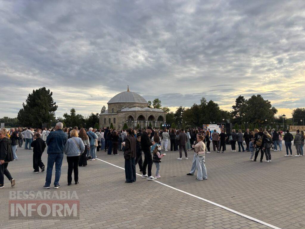 Свято, що об’єднує серця: вечірній концерт на березі Дунаю став яскравим фіналом Дня міста в Ізмаїлі