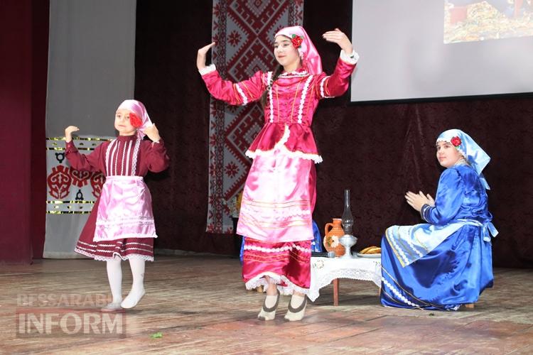 Одеська облрада готує звернення про визнання гагаузів корінним народом України