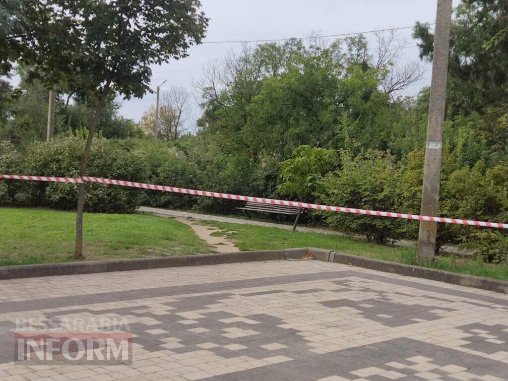 У центрі Болграда впав «шахед»: знесено флагшток, на місці чекають вибухотехніків