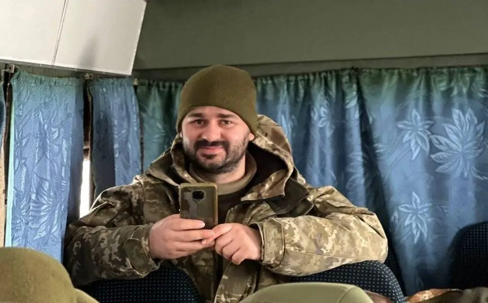 Залишилося дві тисячі голосів та лише два дні: родина полеглого захисника з Ренійської громади закликає підписати петицію на присвоєння йому звання «Герой України» (посмертно)