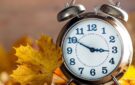 Переводимо годинники востаннє? Вночі Україна переходить на зимовий час