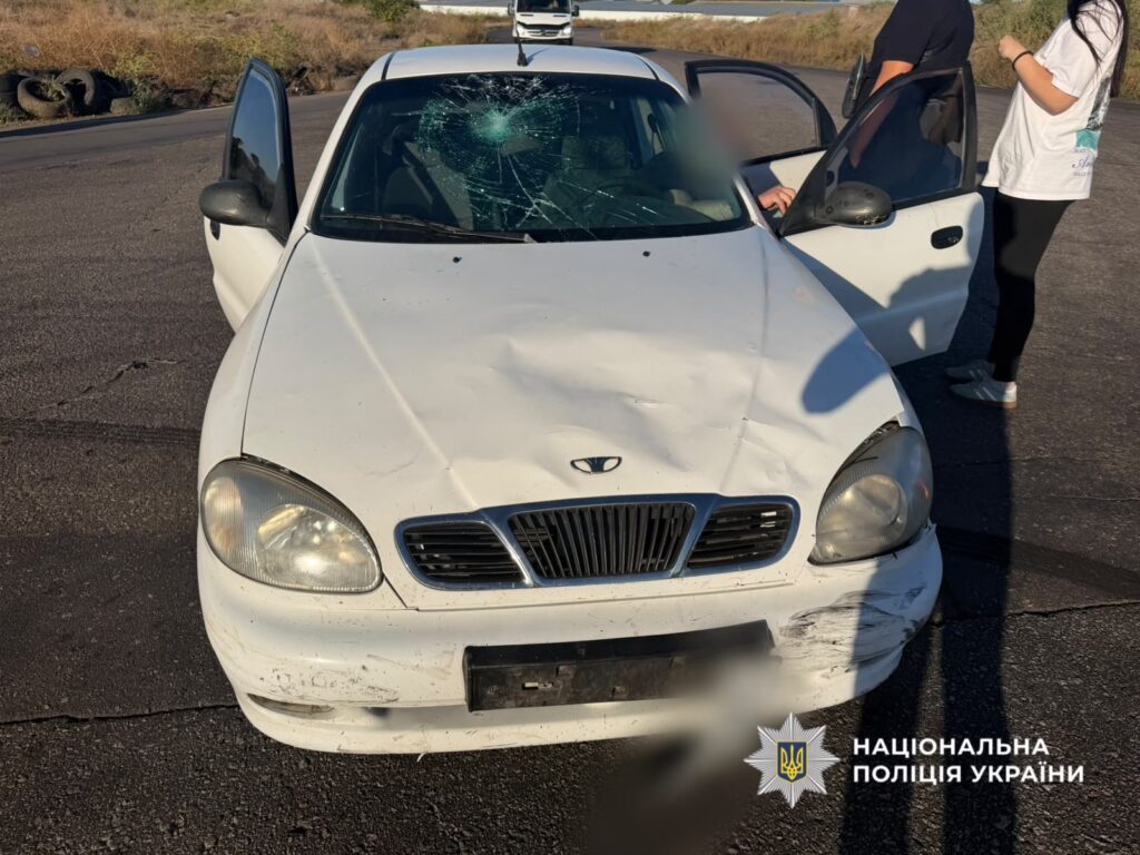 На Одещині 13-річний хлопець на мопеді зіткнувся з автомобілем