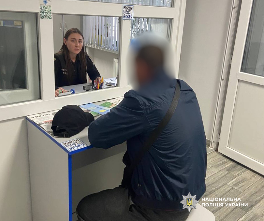 Понад 9 тисяч доларів за послугу: двоє жителів Ізмаїльського району продавали “квитки” у Молдову