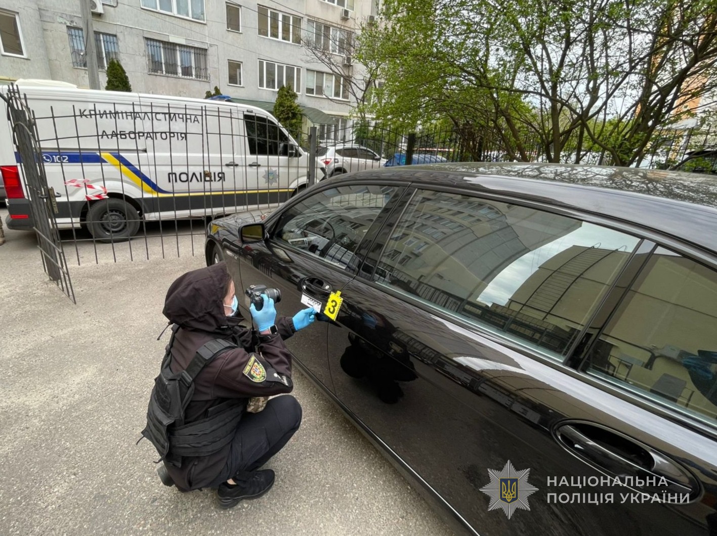 На Одещині чоловік прикріпив гранату до авто підприємця