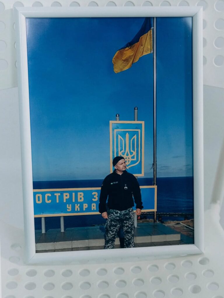 Історії 15 Героїв з Кілії стануть основою фотовиставки: завершено перші зйомки меморіального проєкту “Імена, які живуть”
