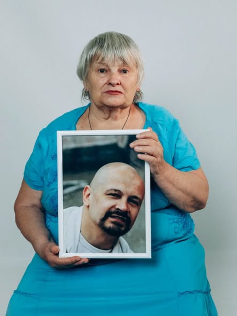Історії 15 Героїв з Кілії стануть основою фотовиставки: завершено перші зйомки меморіального проєкту “Імена, які живуть”