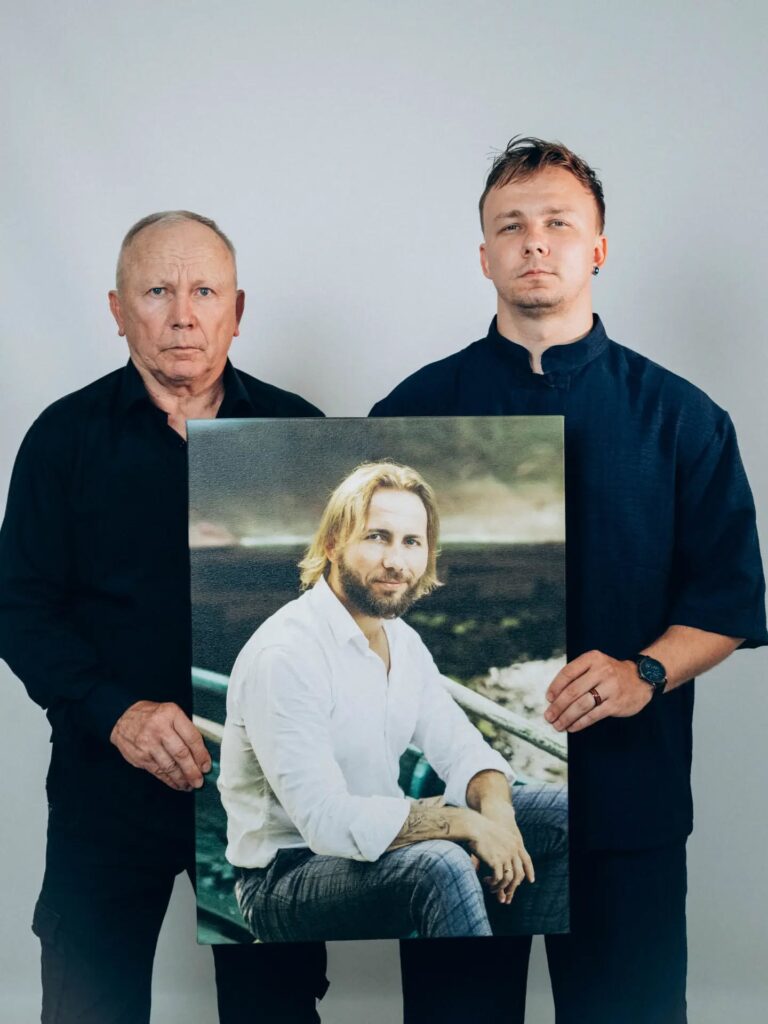 Історії 15 Героїв з Кілії стануть основою фотовиставки: завершено перші зйомки меморіального проєкту “Імена, які живуть”