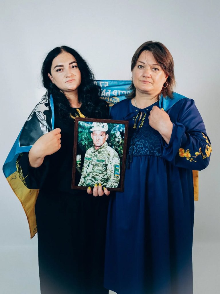 Історії 15 Героїв з Кілії стануть основою фотовиставки: завершено перші зйомки меморіального проєкту “Імена, які живуть”