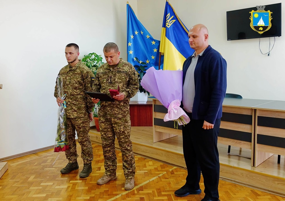 Матері 25-річного нацгвардійця з Сергіївської громади передали його посмертну нагороду